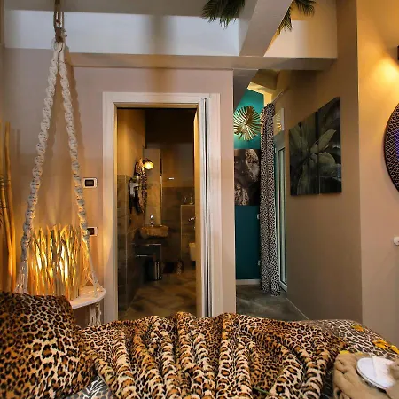 Bed & Breakfast Bellavista Exclusive In Zona Con Piscina -jacuzzi Vista La Colazione Viene Servita In Pasticceria Rinomata Ed Esclusiva Esterna