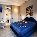 Bed and breakfast Bellavista Exclusive In Zona Con Piscina Riscaldata-jacuzzi Vista La Colazione Viene Servita In Pasticceria Esclusiva In Centro-vicina Struttura-animali Di Piccola Taglia Ammessi Su Richiesta