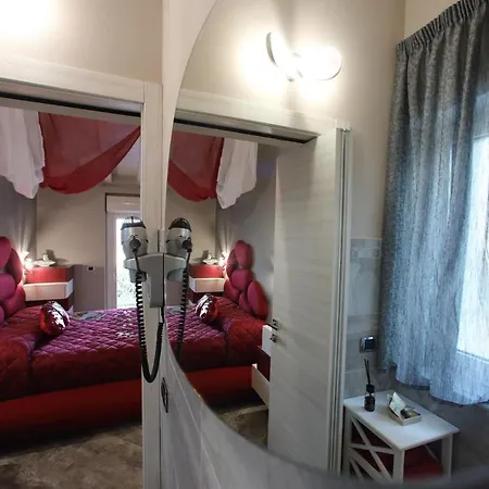 住宿加早餐酒店 Bellavista Exclusive In Zona Con Piscina Riscaldata E Jacuzzi Vista