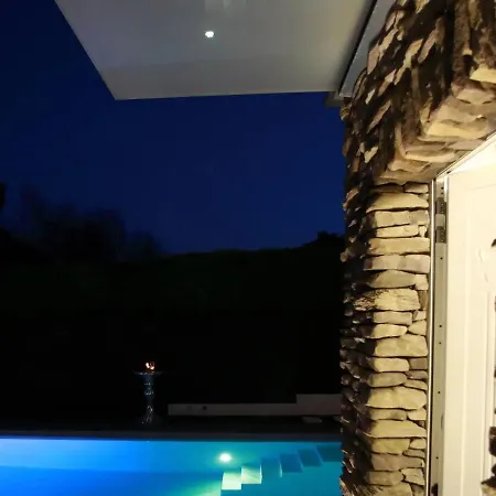 Bellavista Exclusive In Zona Con Piscina Riscaldata E Jacuzzi Vista 住宿加早餐酒店