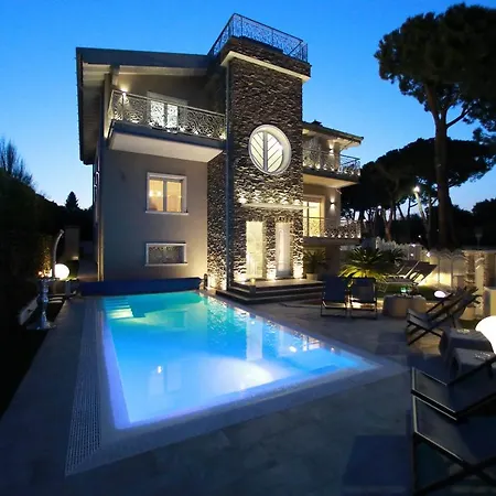 住宿加早餐酒店 Bellavista Exclusive In Zona Con Piscina Riscaldata E Jacuzzi Vista 3*
