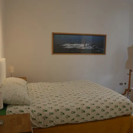 Bellavista Exclusive In Zona Con Piscina -jacuzzi Vista La Colazione Viene Servita In Pasticceria Rinomata Ed Esclusiva Esterna