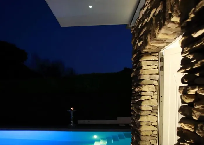 Bellavista Exclusive In Zona Con Piscina Riscaldata-jacuzzi Vista La Colazione Viene Servita In Pasticceria Rinomata Ed Esclusiva Esterna Bed & Breakfast